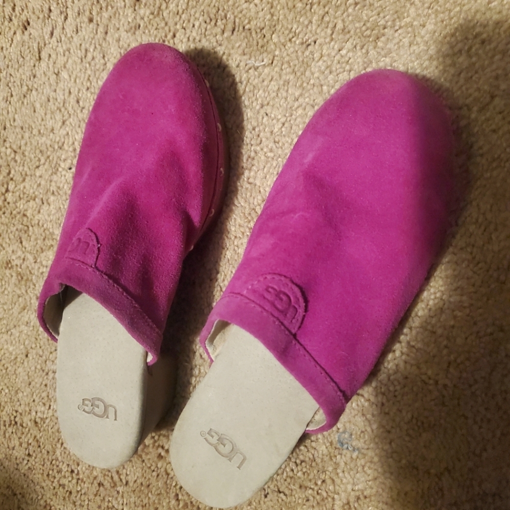 Ugg Clogs